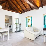 Home2book Rural House With Private Pool & Bbq Feriehus