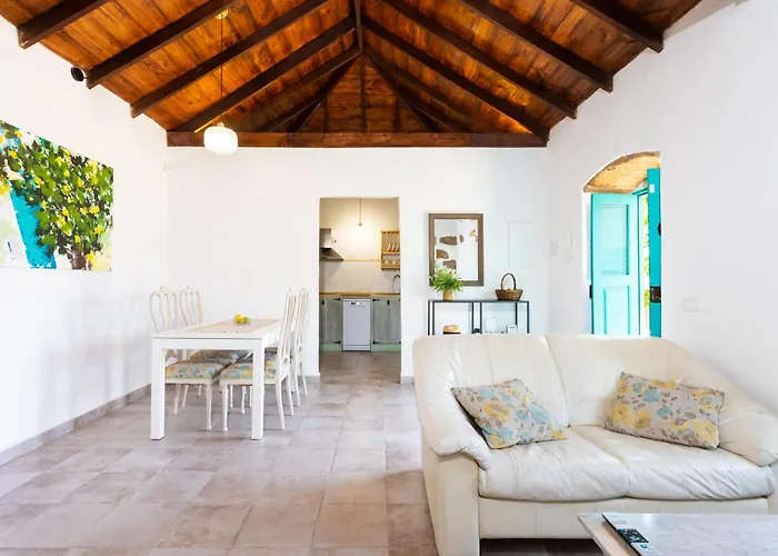 Home2book Rural House With Private Pool & Bbq Ferienhaus