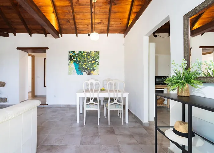 Home2book Rural House With Private Pool & Bbq Ferienhaus *